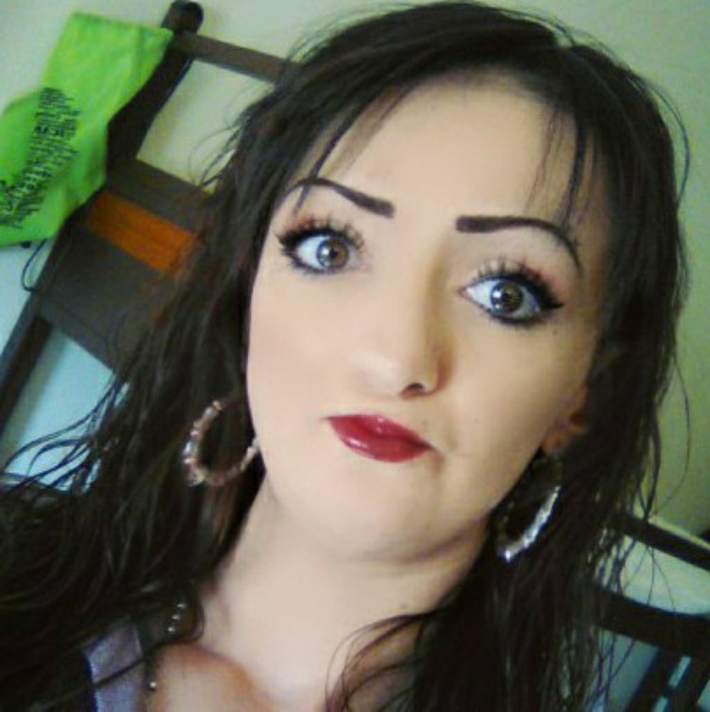 Meet your Posher, Nicole